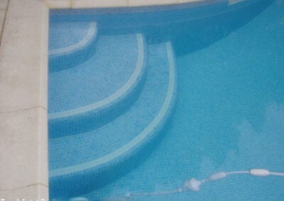 piscine-escalier1